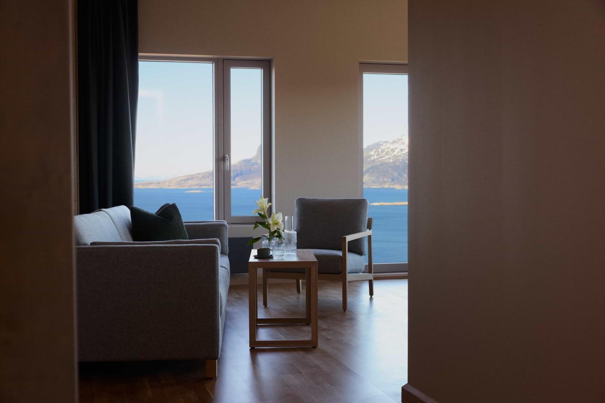 Wood Hotel Bodø Стая снимка