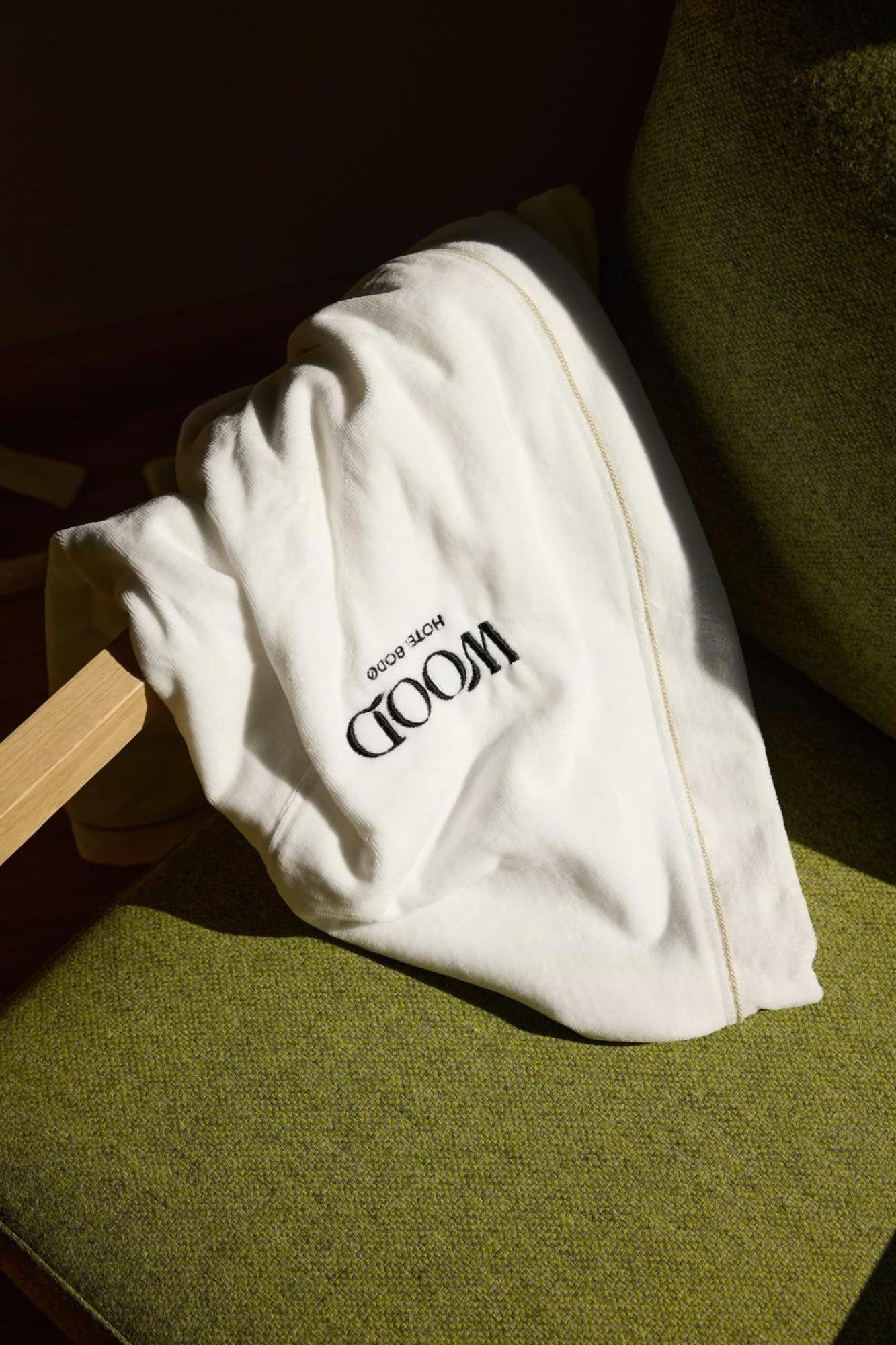 Wood Hotel Bodø Стая снимка