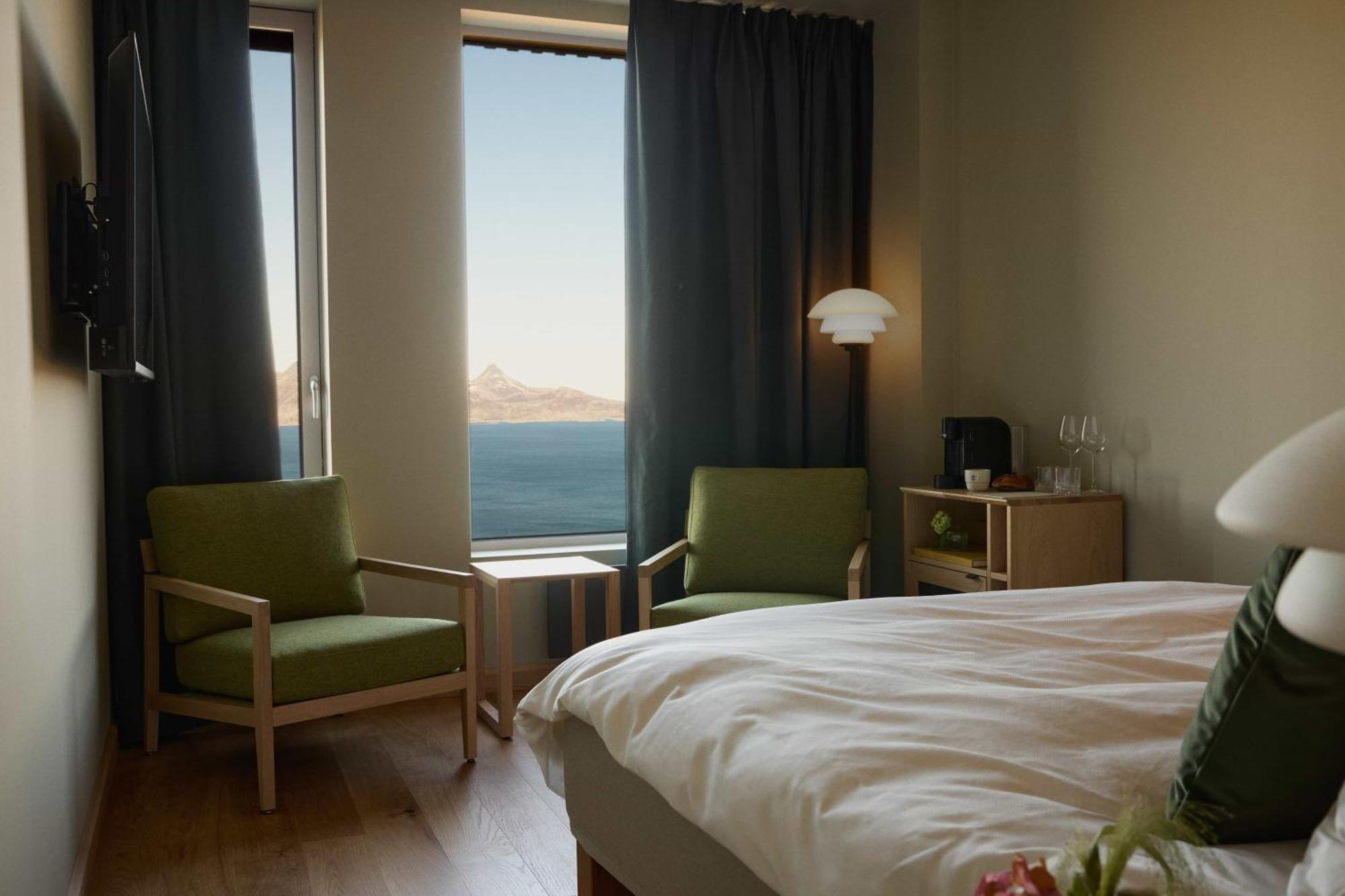 Wood Hotel Bodø Стая снимка