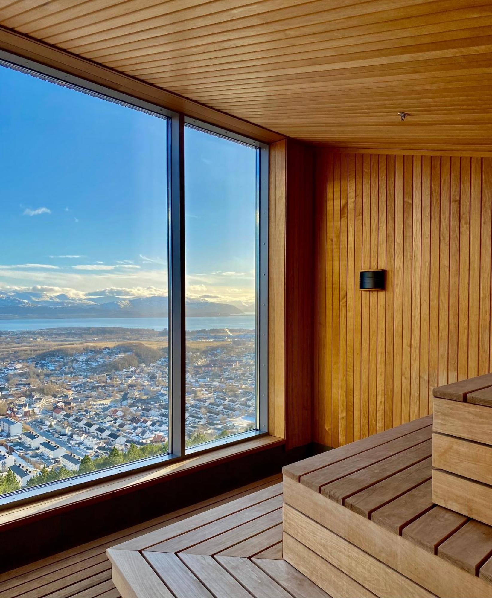 Wood Hotel Bodø Екстериор снимка